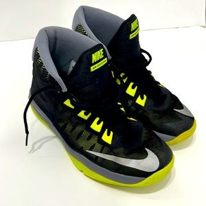 Nike Air Devosion GS basketball shoes youth boys 6
